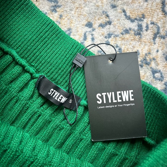 Green Cableknit Midi Skirt - Picture 3 of 3